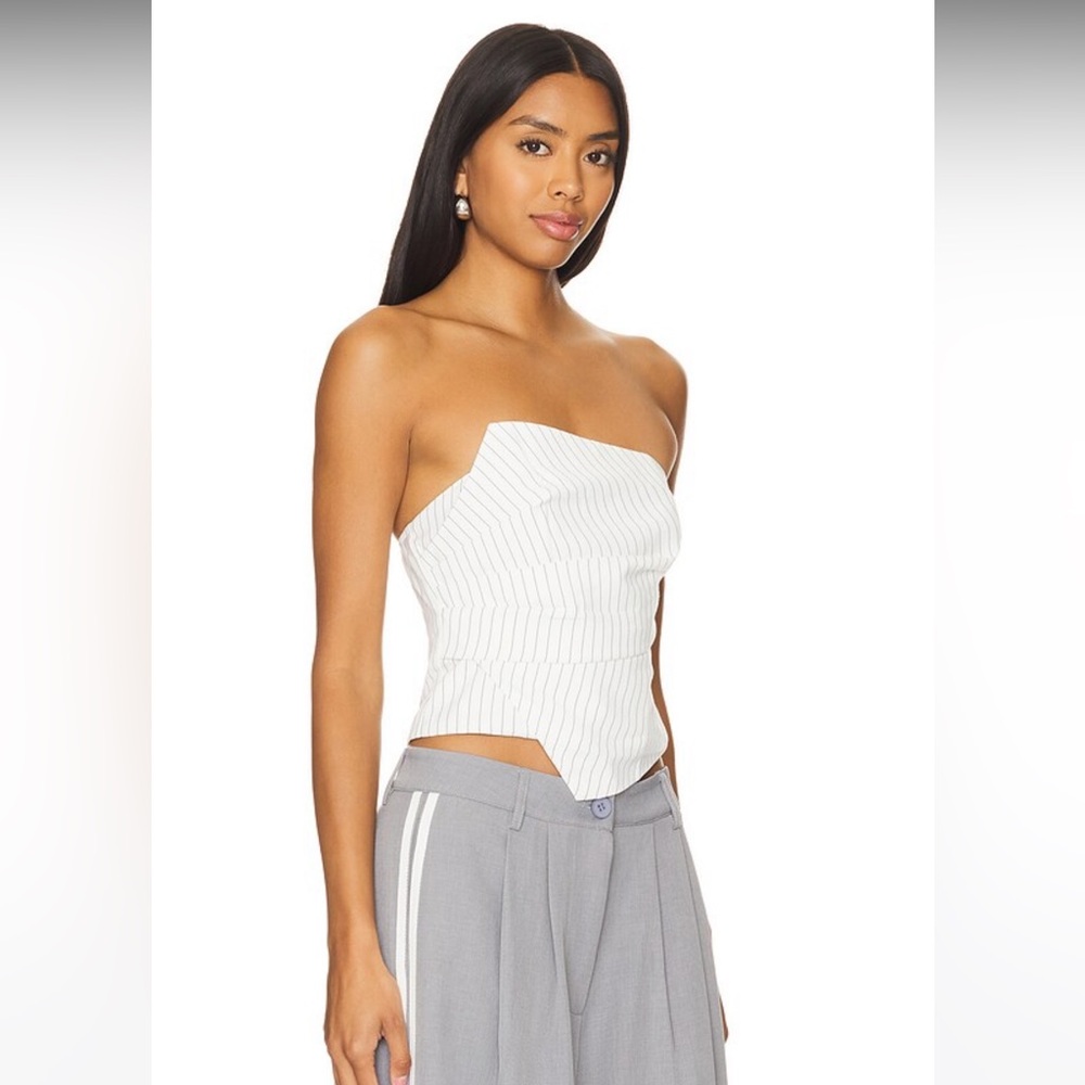 superdown Rianna Strapless Top - Picture 2 of 3